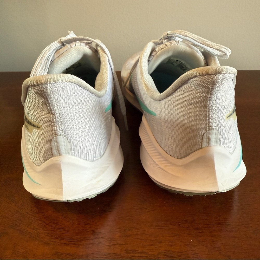 Nike Zoom Vomero 14 Women’s Running Shoes Size 9 - Picture 3 of 5